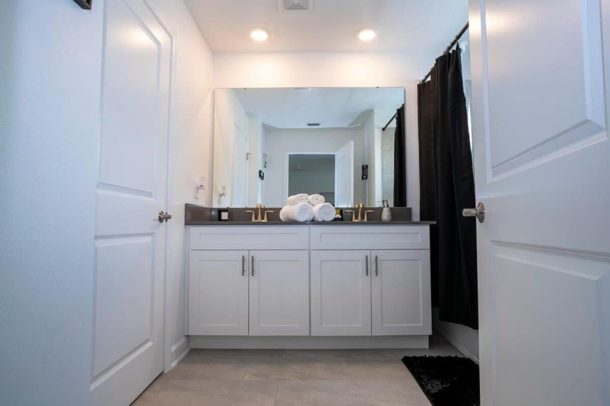 Gorgeous 4 Bedroom W Screened Pool Close To Disney 2653 Кисими Екстериор снимка